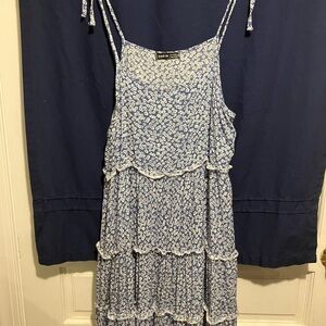 Ladies SHEIN Sundress w/Spaghetti Ties Blue size medium